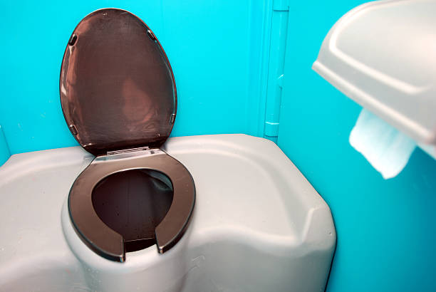 Best Portable toilet rental cost  in Hector, MN